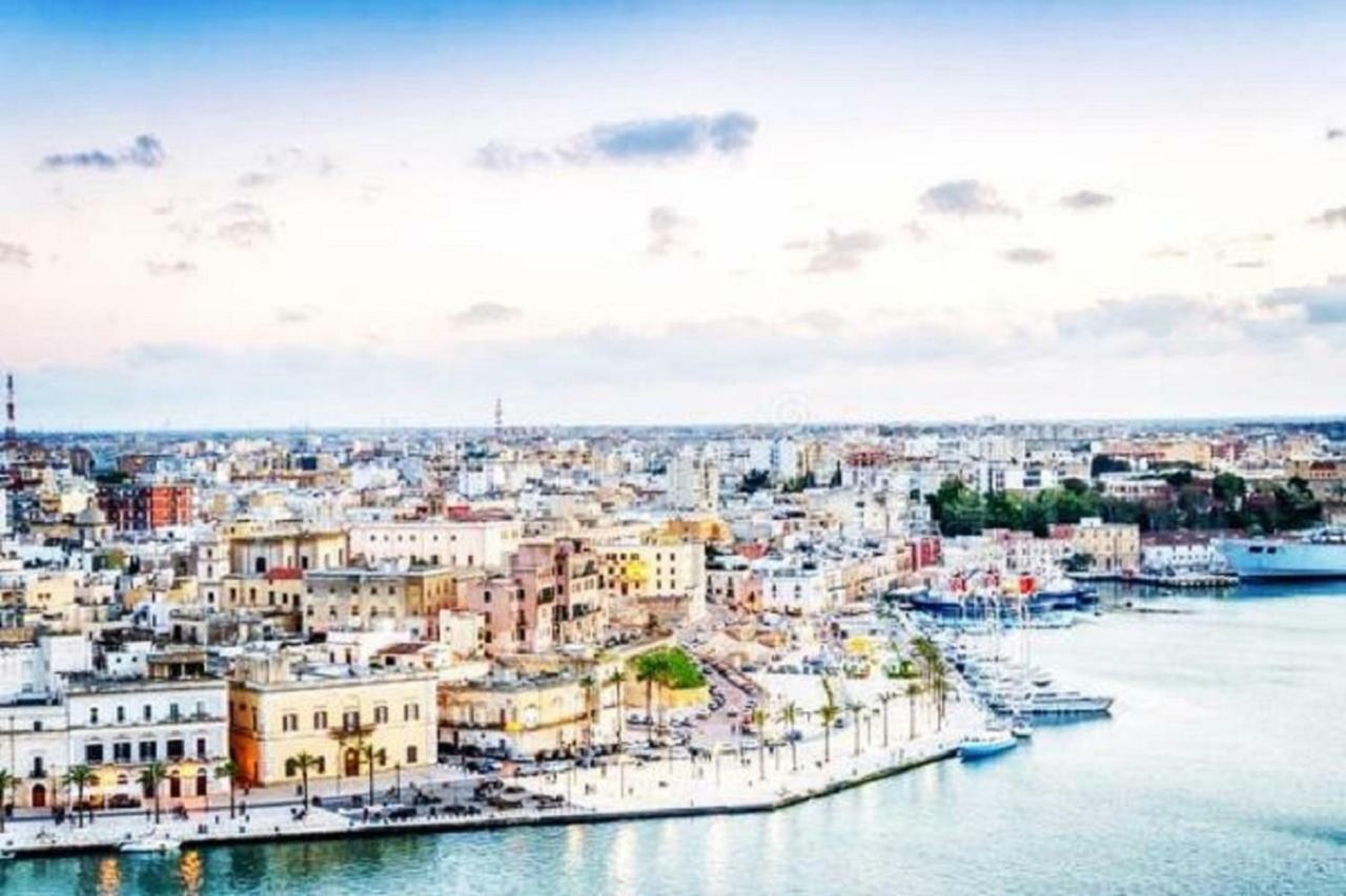 La Piazzetta Bed & Breakfast Brindisi Bagian luar foto