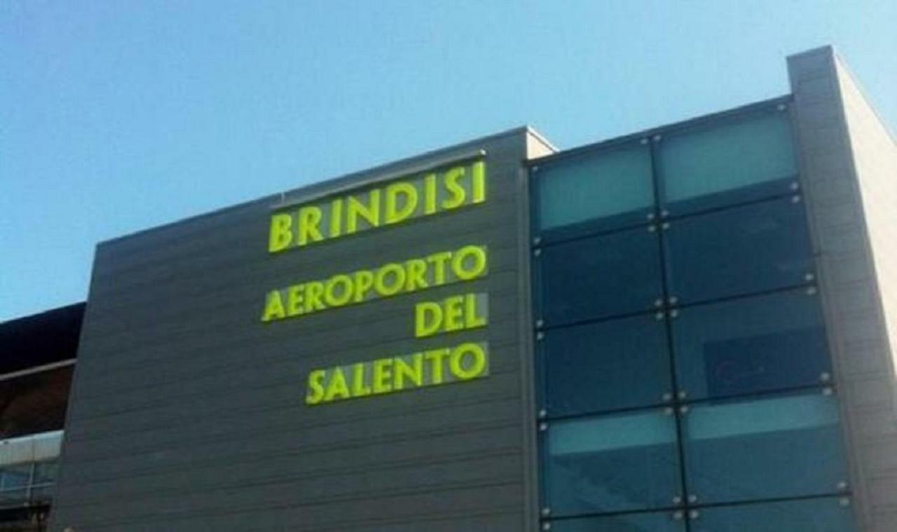 La Piazzetta Bed & Breakfast Brindisi Bagian luar foto