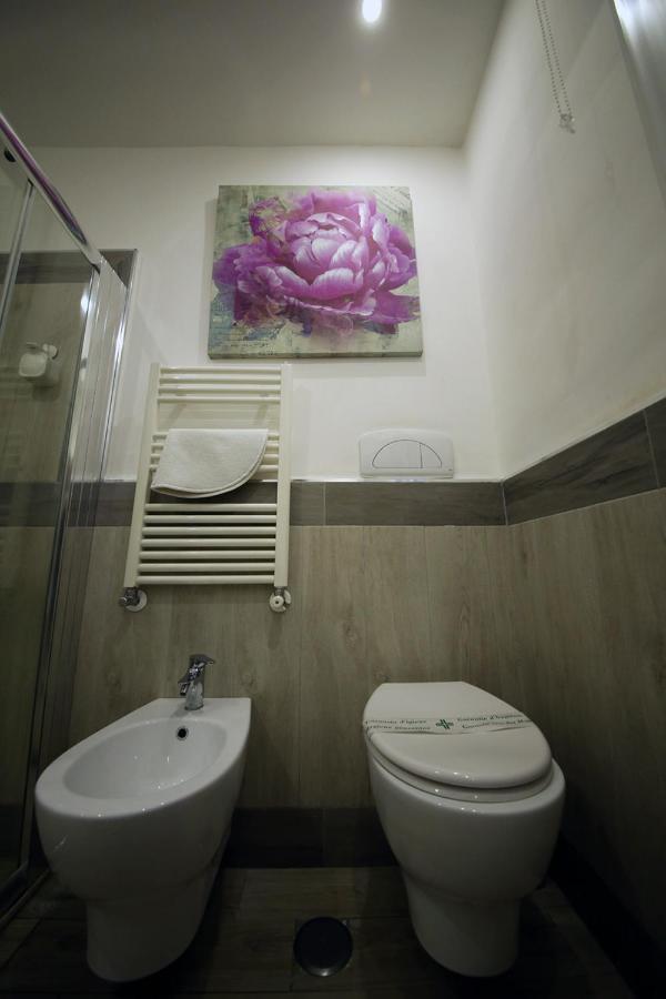 La Piazzetta Bed & Breakfast Brindisi Bagian luar foto