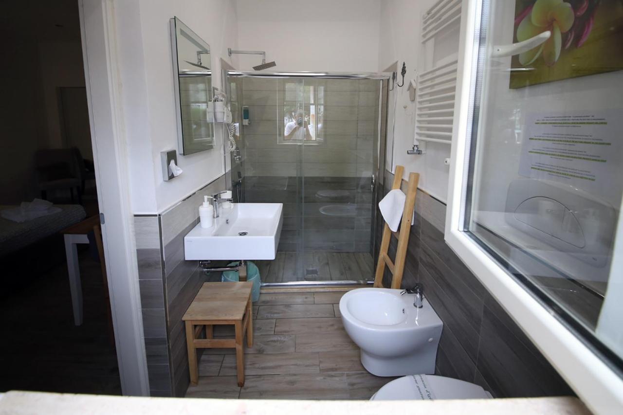 La Piazzetta Bed & Breakfast Brindisi Bagian luar foto